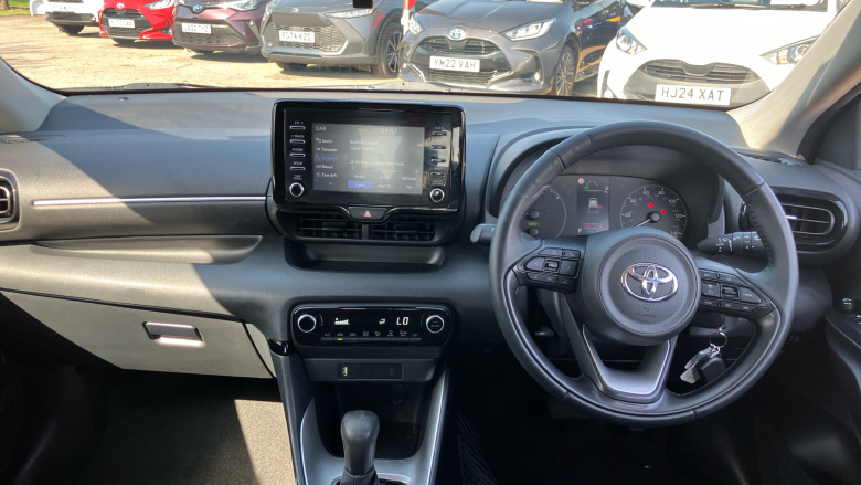 Toyota Yaris 1.5 Hybrid Icon 5dr CVT Hybrid Hatchback
